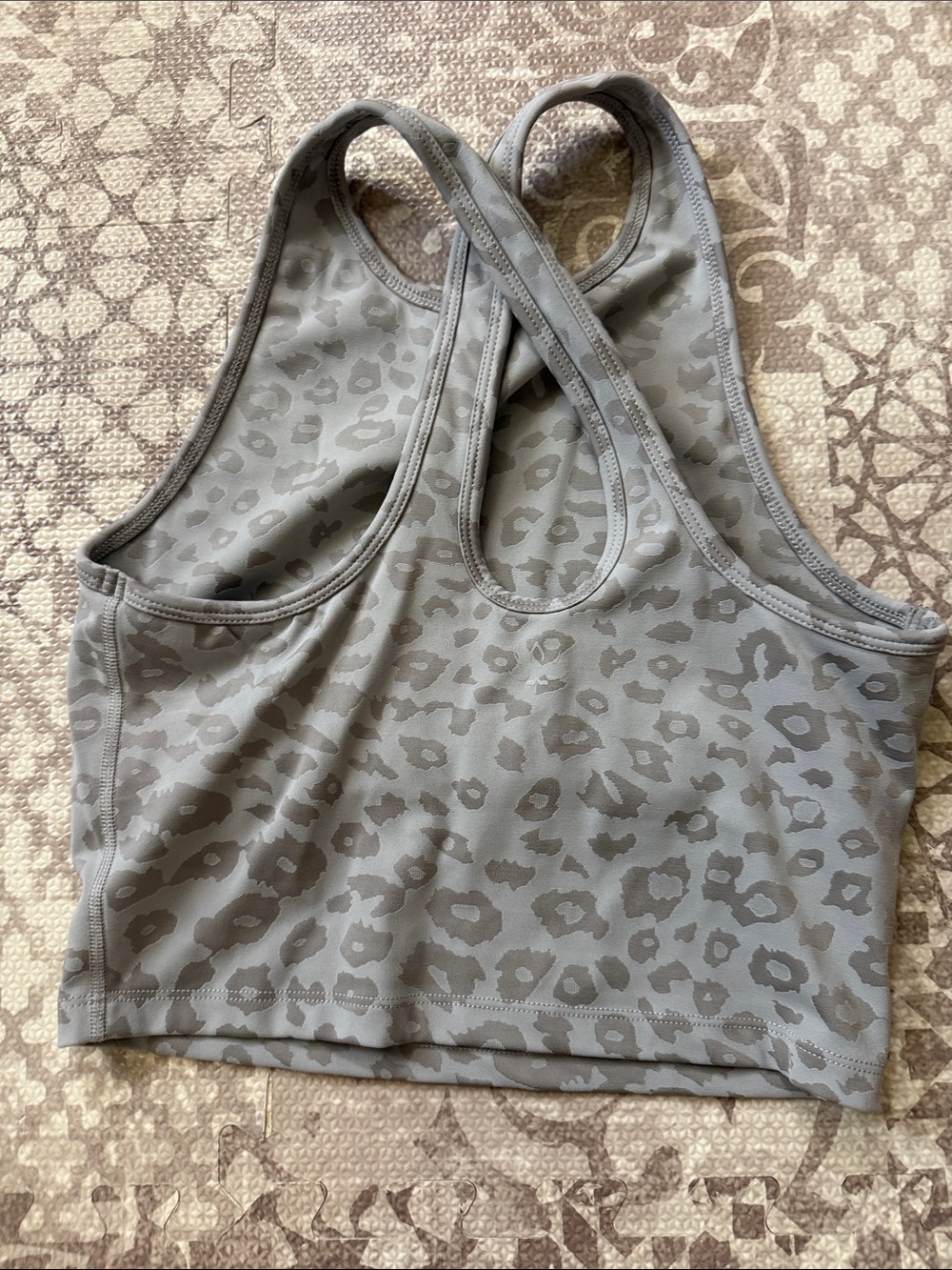 Beyond Yoga Leopard Studio Cropped Yoga Tank Top and High Waisted Legging Set - Picture 8 of 12